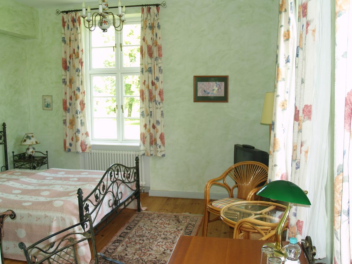 Landhaus Schloss Koelzow Kolzow Екстериор снимка